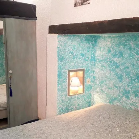 Coeur Historique T3 Dans Batisse Xveme Apartment